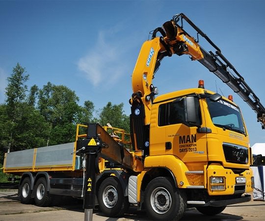 Аренда манипулятора в Коряжме и Архангельской области