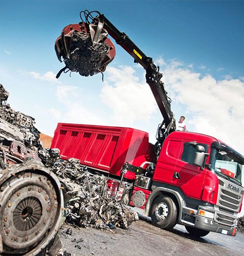 Вывоз мусора ломовозом в Коряжме